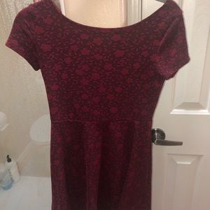 Forever 21 Maroon Short Flower Pattern Dress (M)